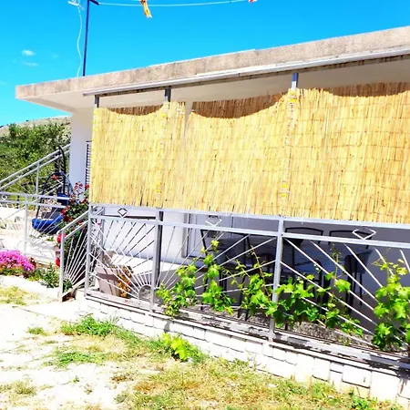 Sunny Retreat Dom wakacyjny Grebaštica